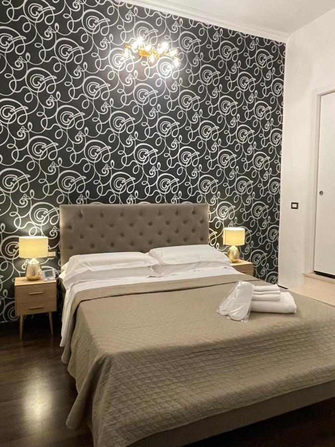 Residence Petrone Foggia Buitenkant foto